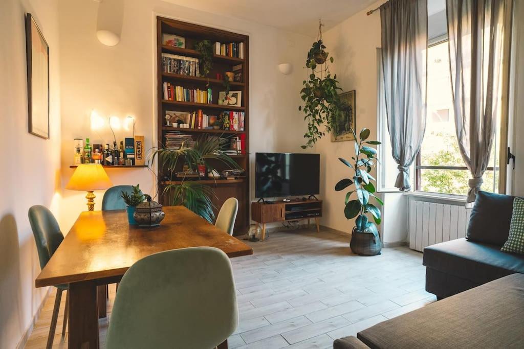 Vaticano/Trastevere Floreal Suite Roma Exterior foto